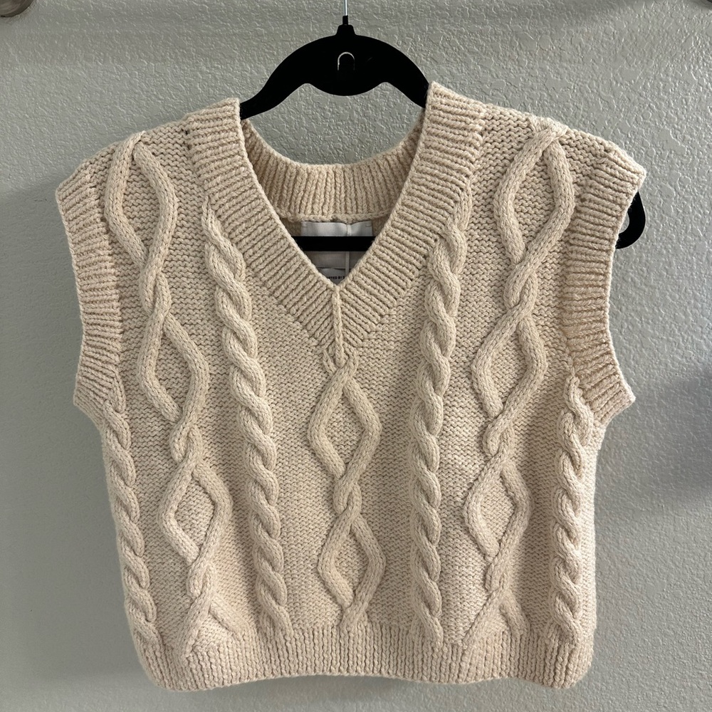 The Knotty Ones Laime Vest NWT in Oat Milk XS